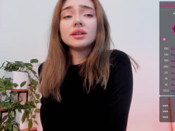 girl
        elizabeth__gray cam image #719967
