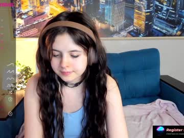 girl
        nessa_more cam image #550480