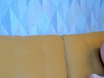 girl
        barbie_lis cam image #382251