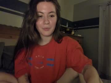 girl
        _modestmouse cam image #4560074