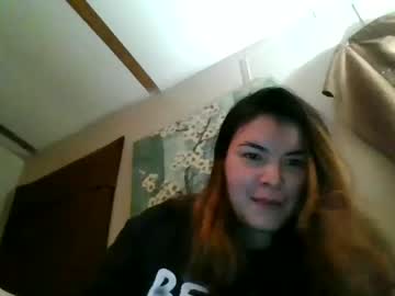 girl
        mybelle77 cam image #3216389
