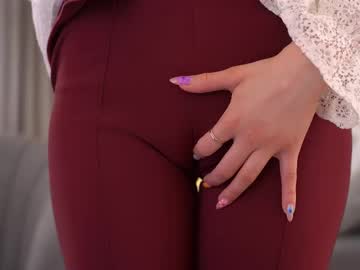 girl
        dietmountaindew_ cam image #6503939