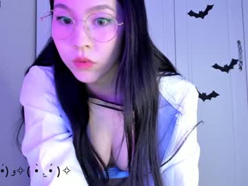 girl
        hinataa77 cam image #114568