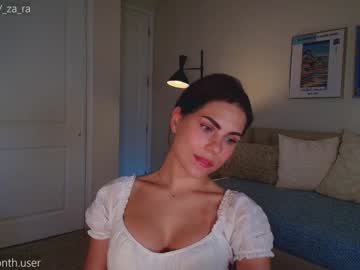 girl
        _za_ra cam image #4449993