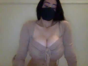 girl
        _natycutei19 cam image #6384437