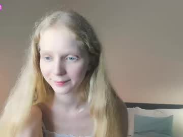 girl
        jenny_ames cam image #6925224