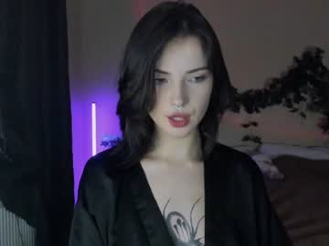 girl
        adelina____ cam image #3279268