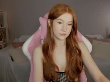 girl
        leahsthetics cam image #5724457