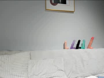 girl
        aria_diaz cam image #2538760