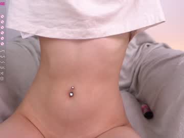 girl
        princessasiana cam image #1748535