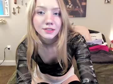 girl
        eve003300 cam image #4156278