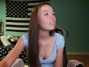 girl
        anabelleleigh cam image #1960774