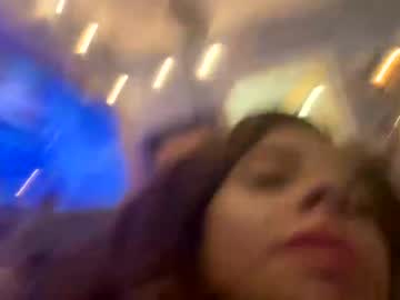 girl
        yourcamgal cam image #1424039