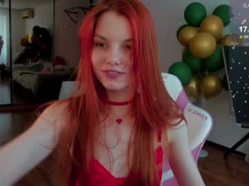 girl
        katy_ethereal cam image #4395584