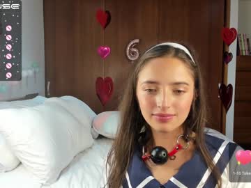 girl
        gabrielaa_18 cam image #1817731