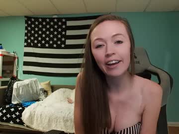 girl
        anabelleleigh cam image #1203007