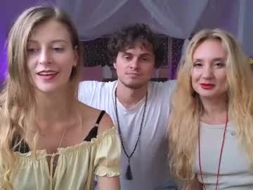 couple
        goddess_marylin cam image #3410823