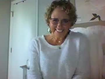 girl
        momnxtdoor cam image #5397669