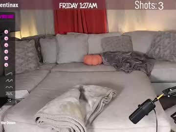 girl
        milavalentinax cam image #150019