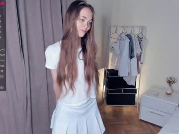 girl
        boonne_que cam image #2041863