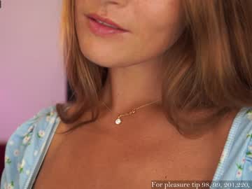girl
        yours_anastasia cam image #2288002