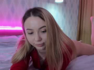 girl
        meryfoxxx cam image #750995