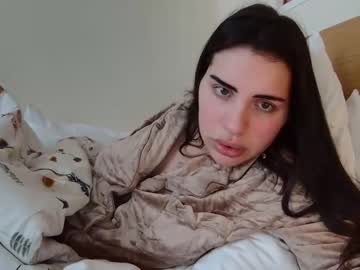 girl
        chloekittenuk cam image #4087067