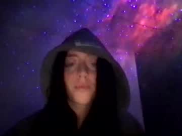 girl
        carrie244 cam image #143212