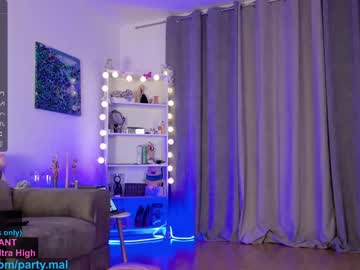 girl
        partymal cam image #2598794