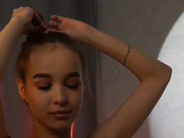 girl
        yeepshyy cam image #5851301
