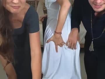 couple
        goddess_marylin cam image #3290608