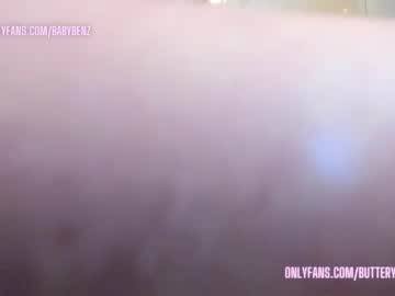 girl
        butterybubblebutt cam image #3841188