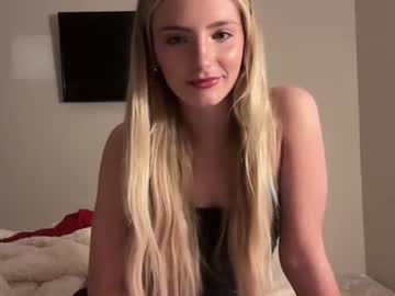 girl
        brontieluvv cam image #6363833