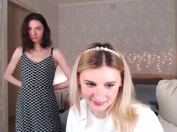 girl
        tendermoon__ cam image #3313811