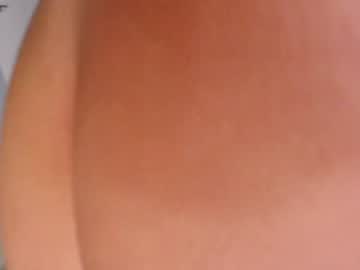 girl
        star_gazing cam image #6816993
