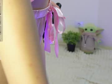 girl
        molly__meow cam image #4341738