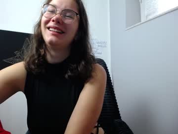 girl
        yourcrazyneightbor cam image #85341