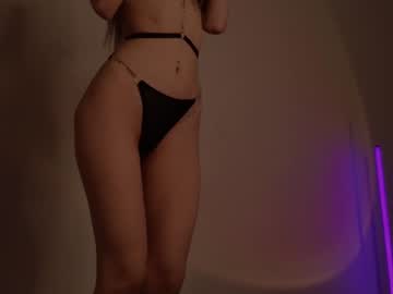 girl
        shiningstarrr cam image #5810020
