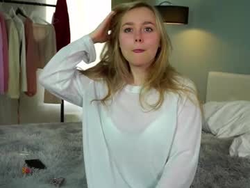 girl
        odelynbrower cam image #6913329