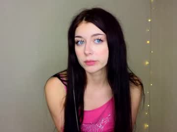 girl
        minirini cam image #2547068