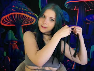 girl
        merciabawden cam image #5977214
