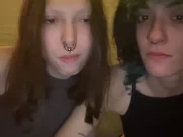 girl
        sironyx cam image #373191