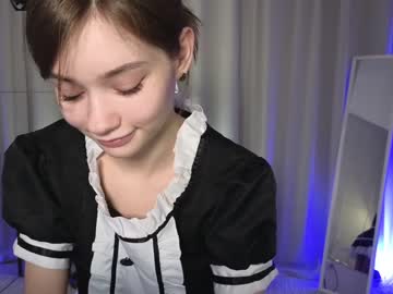 girl
        bless_sheila cam image #2717735