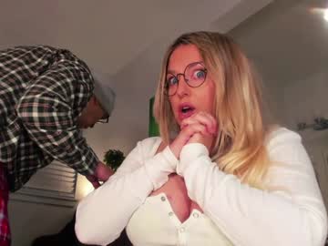 couple
        realtoxxxmaria cam image #5701604