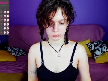 girl
        eva__foxy cam image #865593
