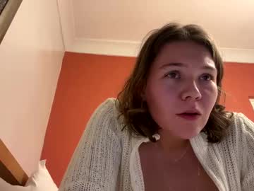 girl
        amaraelise cam image #5917597