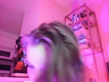 girl
        pavlovswhore cam image #1537667