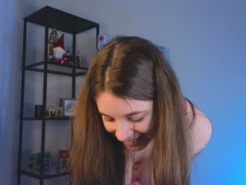 girl
        miss_spider cam image #5890605