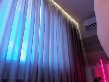 girl
        quennacindy cam image #5021591
