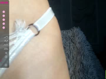girl
        alisa_foxxx cam image #436637